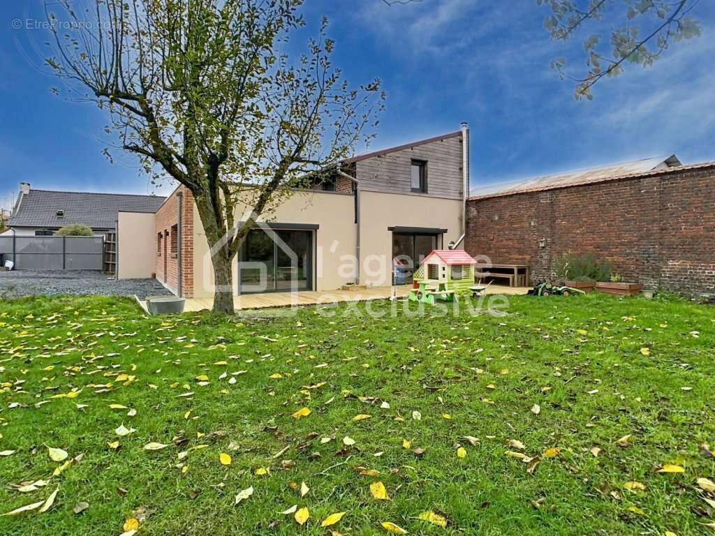 Maison à MONS-EN-PEVELE