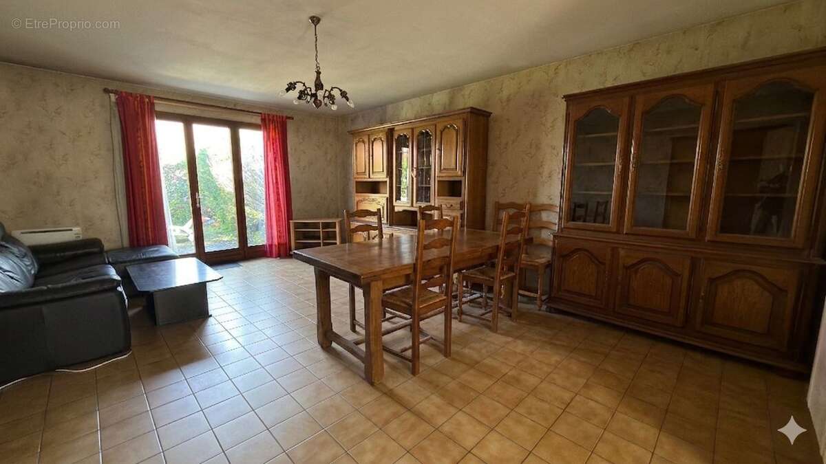 Maison à NEUILLY-PLAISANCE