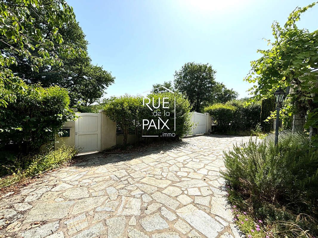 Maison à CHATILLON-SUR-THOUET