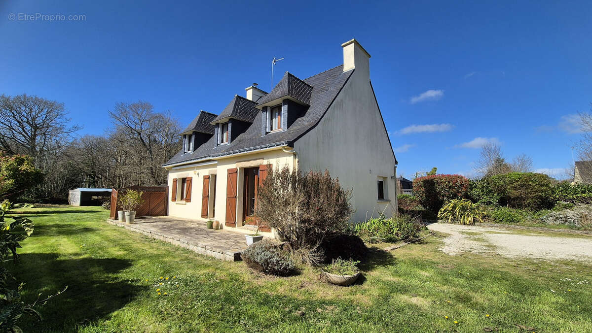 Maison à CLOHARS-CARNOET