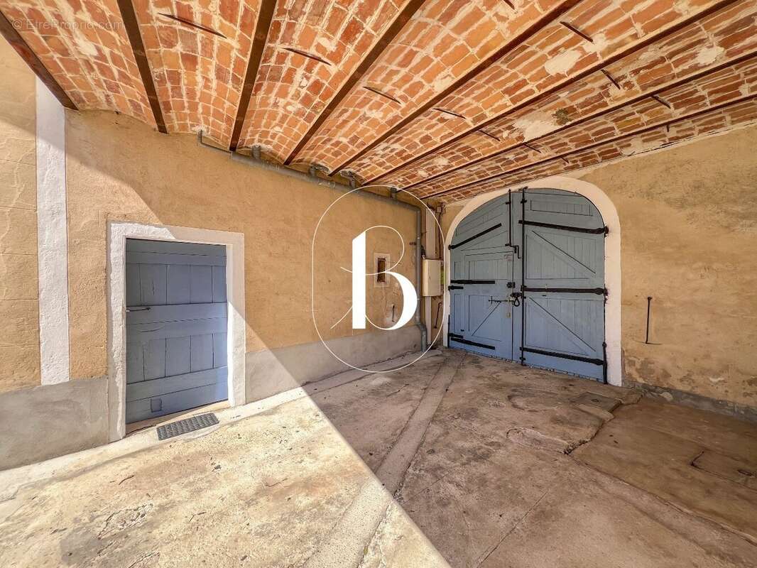 Maison à GOUDARGUES