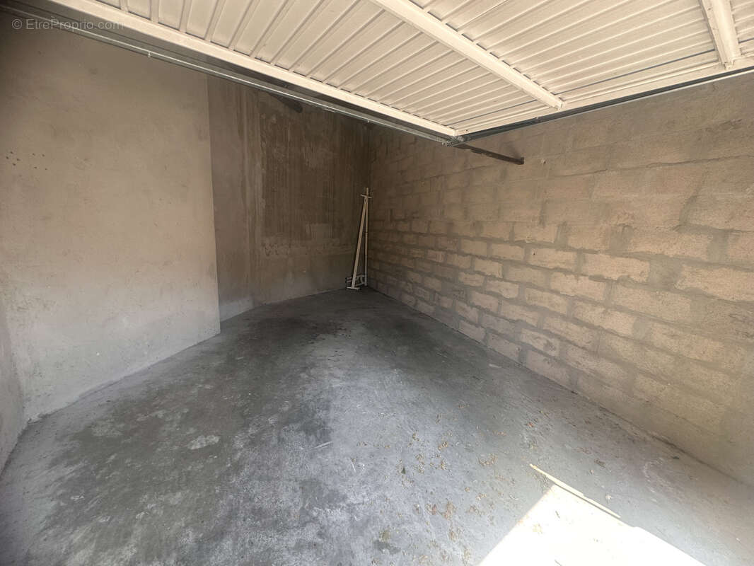 Appartement à SIX-FOURS-LES-PLAGES