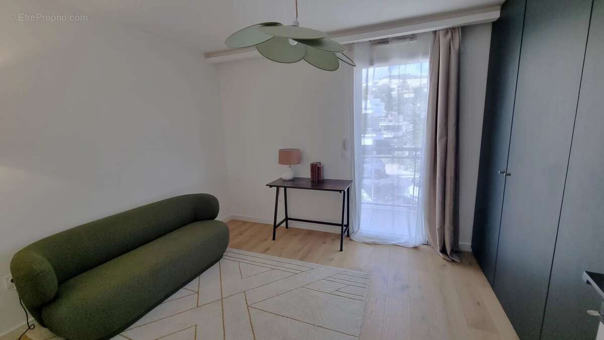 Appartement à LE CANNET