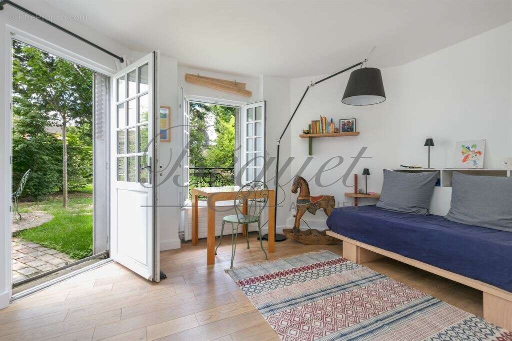 Hauts de seine -vaucresson - 92420 - maison 162 m2 - 4 chambres -terrain 850 m2 - photo 10