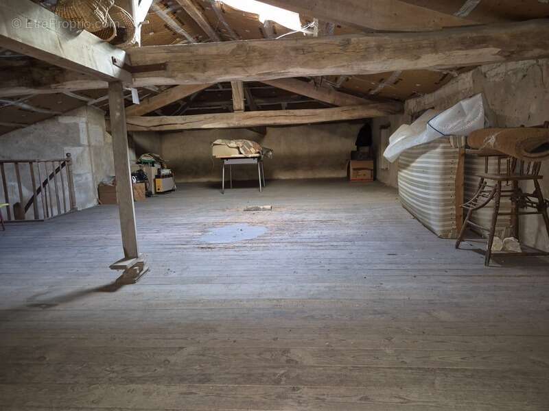 Maison à SAINT-SAVINIEN