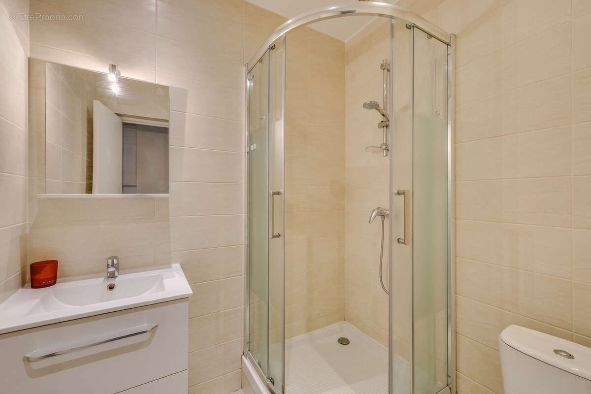 Appartement à PARIS-10E