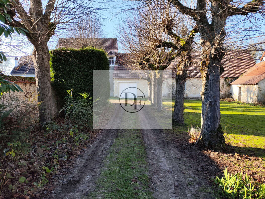 Maison à AUXY