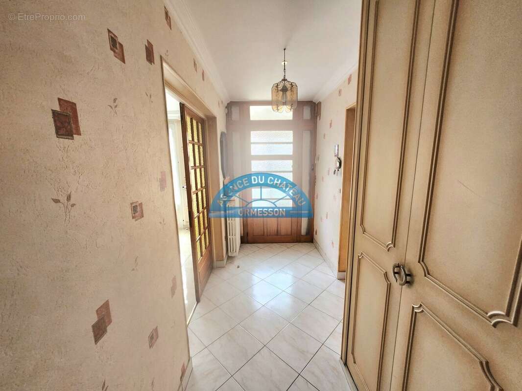 Maison à ORMESSON-SUR-MARNE