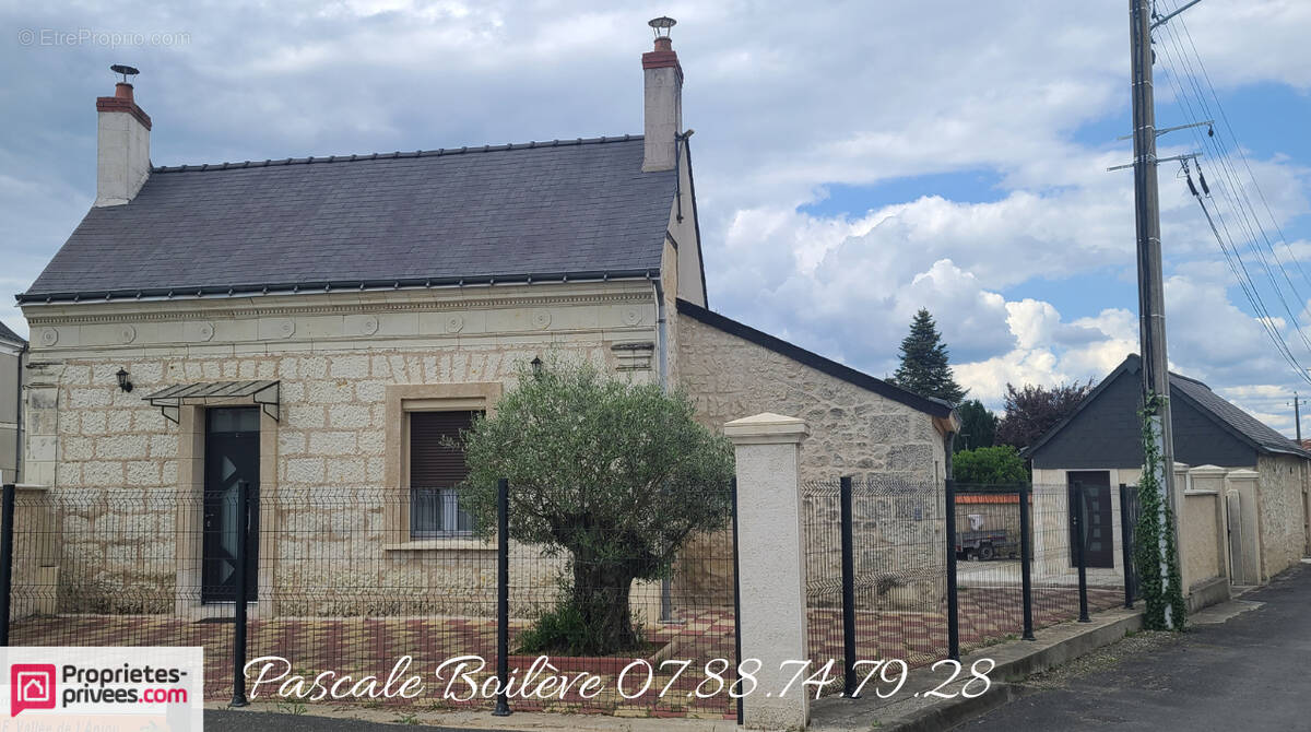 Maison à VERNANTES
