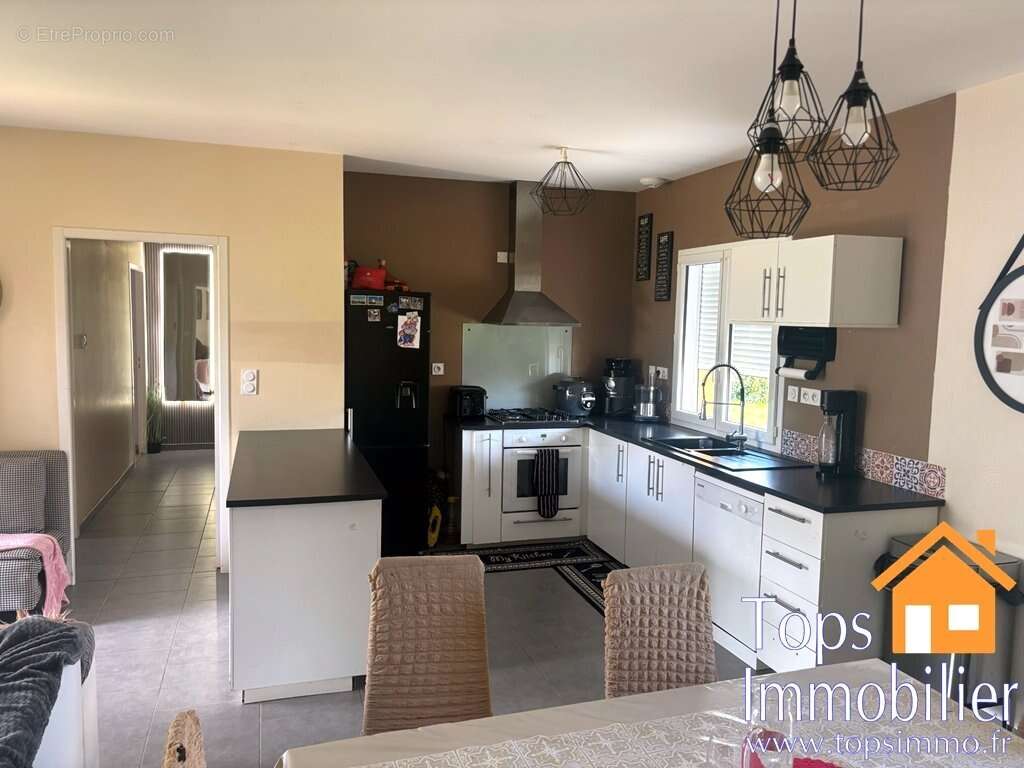 Maison à VILLEFRANCHE-DE-ROUERGUE