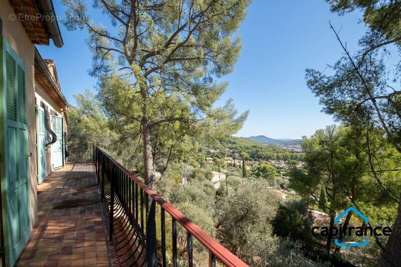 Maison à LA VALETTE-DU-VAR