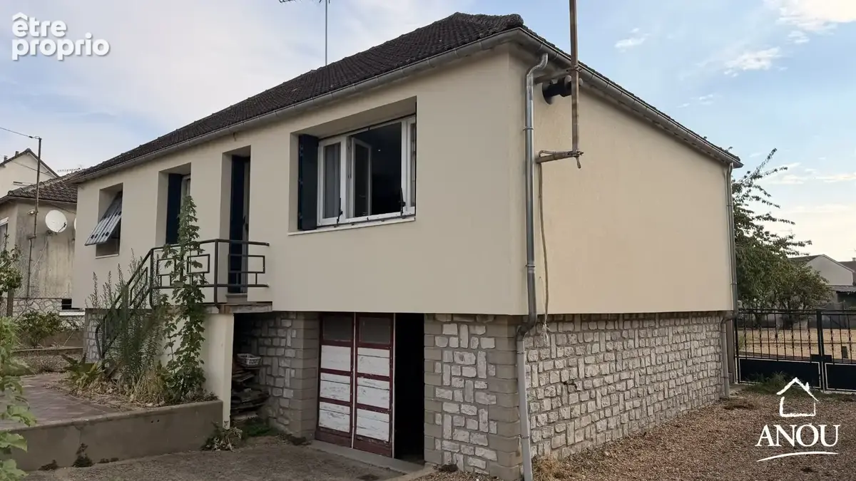 Maison avec garage independant - commodites a pied - photo 13