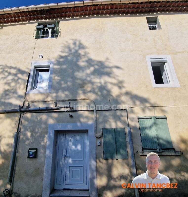 Appartement à SAINT-BRES