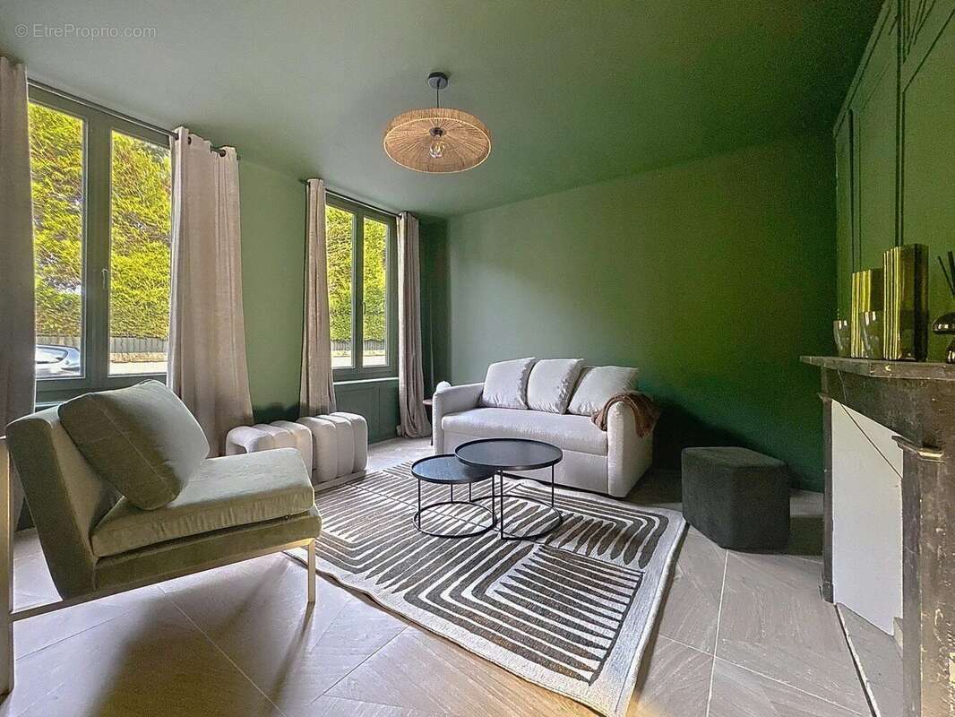 Maison à PONT-L&#039;EVEQUE