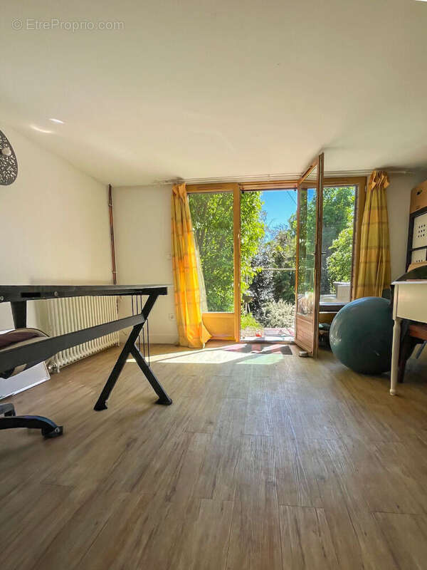 Appartement à DAMPMART