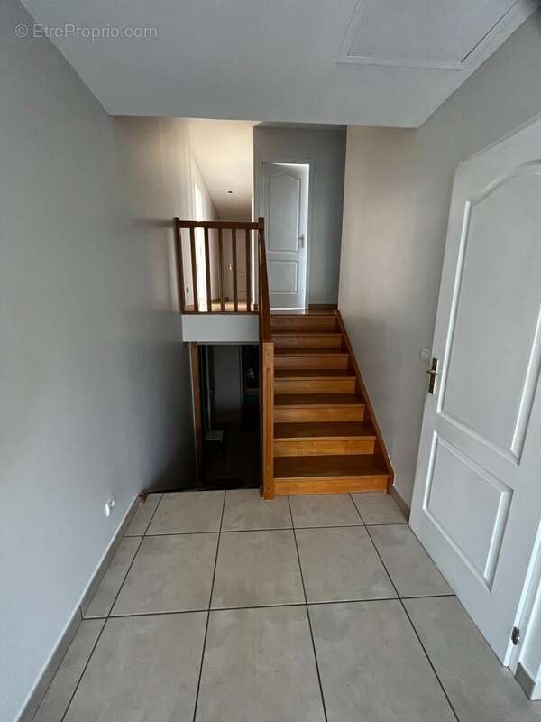 Maison 130 m² à Douvaine  - photo 5