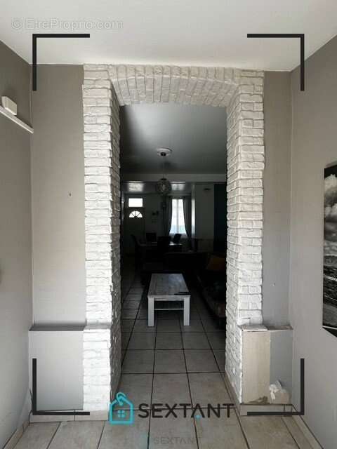 Maison à SAINT-ETIENNE-DU-ROUVRAY