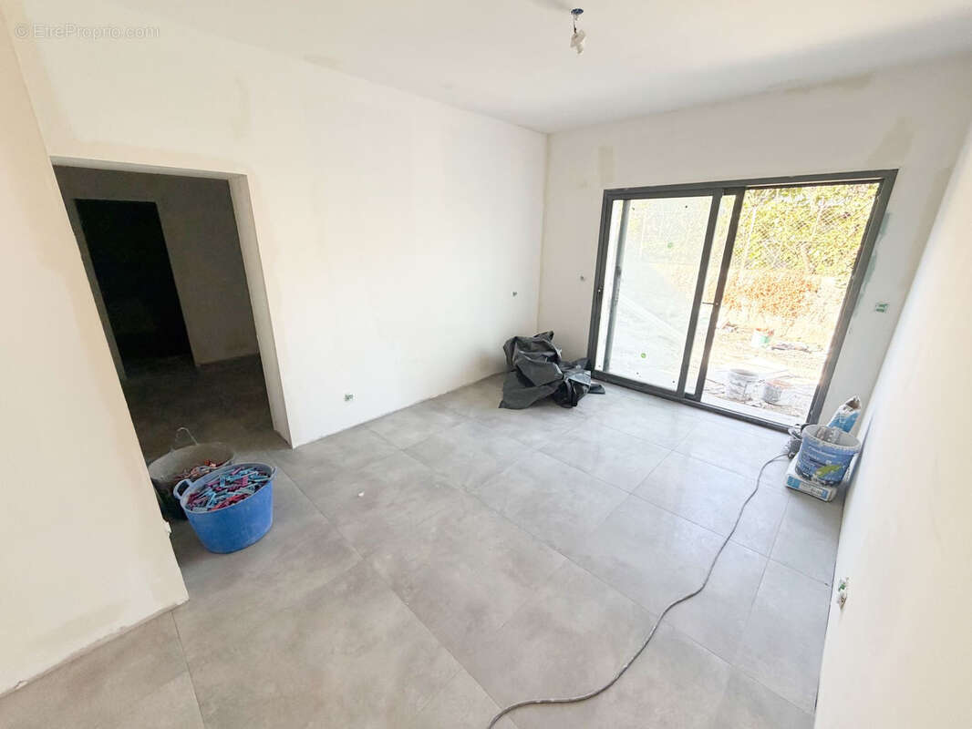 Maison à CHATEAUGAY