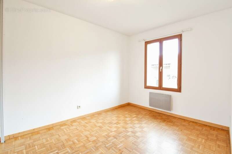 Maison à SAINT-SULPICE