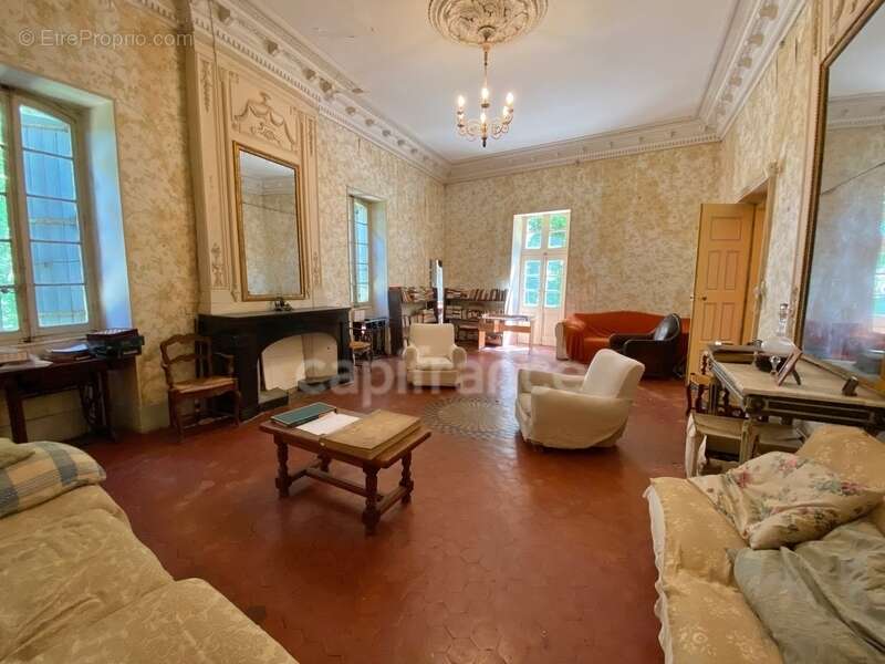 Dpt Gard (30), à vendre dans le Gard, propriété viticole en AOP Côtes du Rhône sur 25 hectares avec Château du XVème siècle - photo 20
