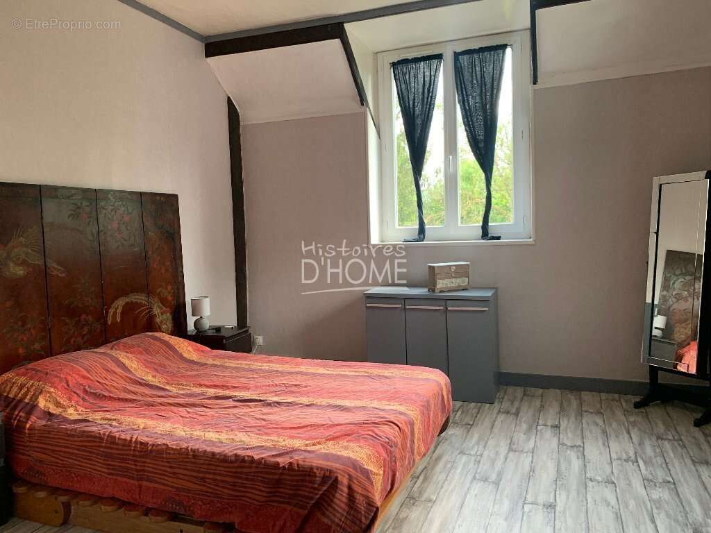 Maison à LA FERTE-GAUCHER