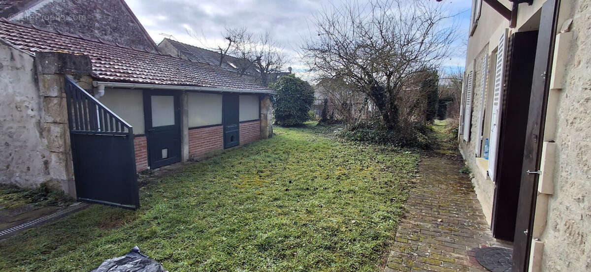Maison à CREPY-EN-VALOIS
