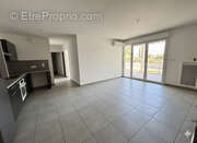 Appartement à ROQUEVAIRE