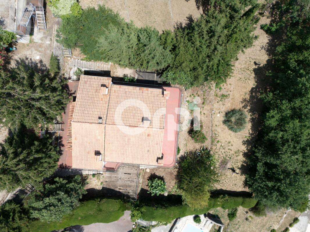 Opportunité à saisir ! appartement à rafraichir - t2bis - terrasse + cave + stationnement privatif + jardin - photo 11
