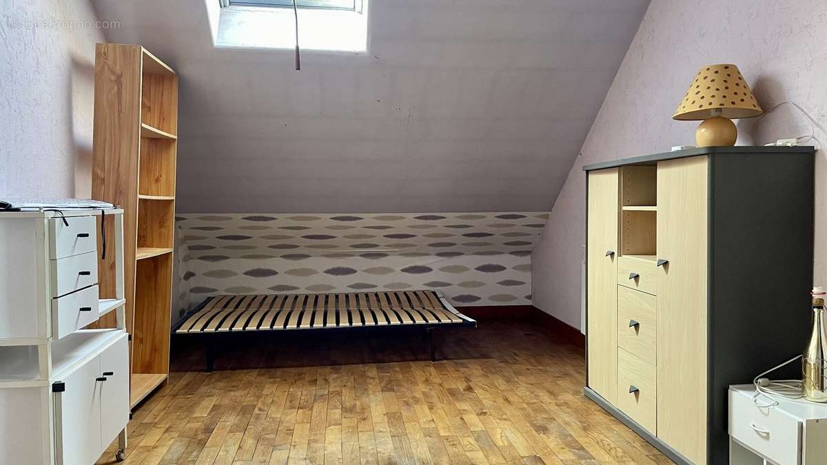 Maison à SAINT-YRIEIX-LA-PERCHE