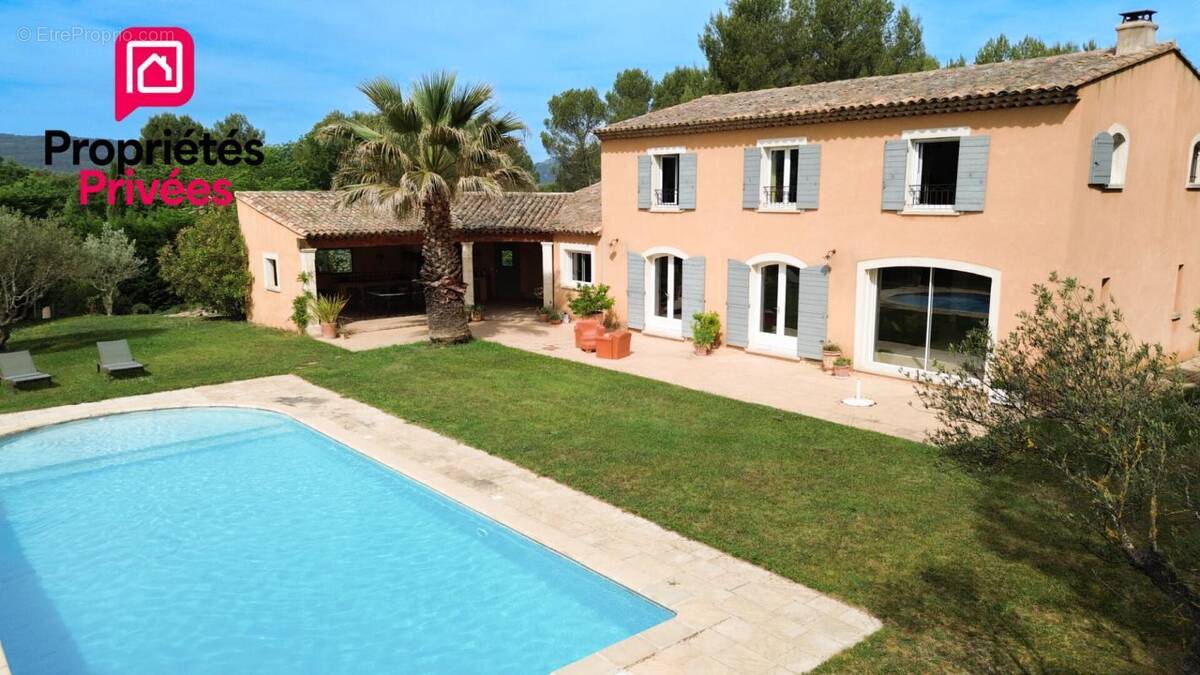 Maison à MEYRARGUES