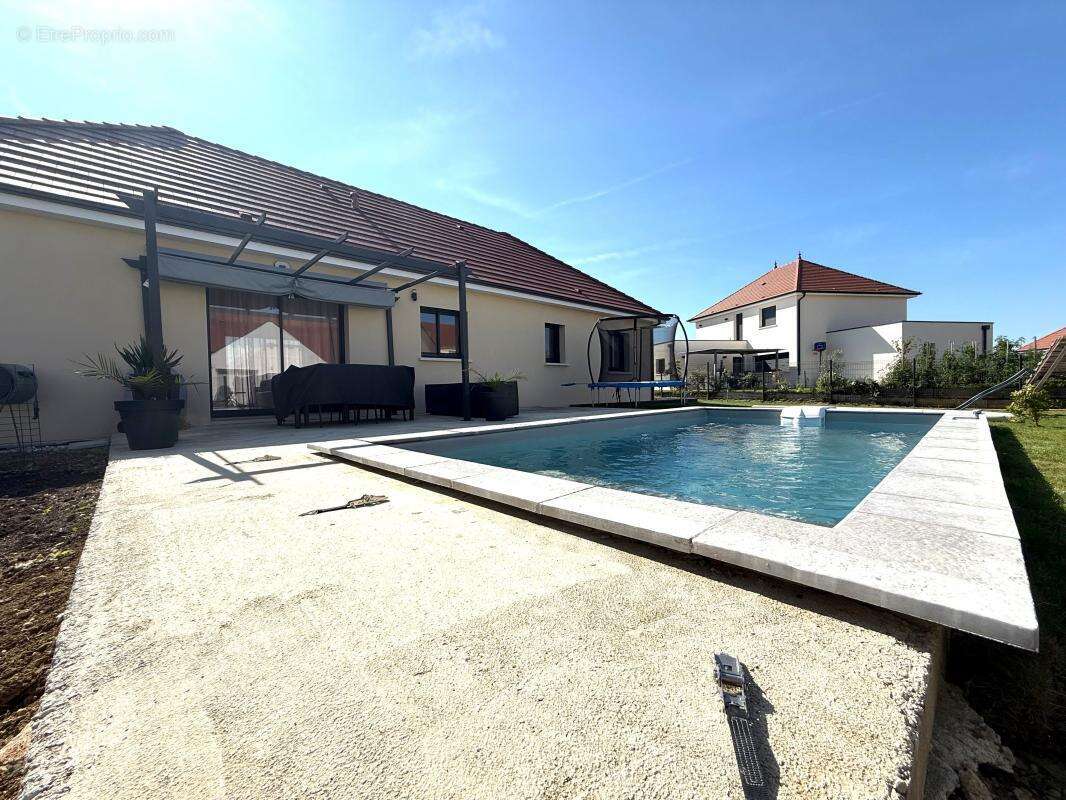 Maison à ROUVRES-EN-PLAINE