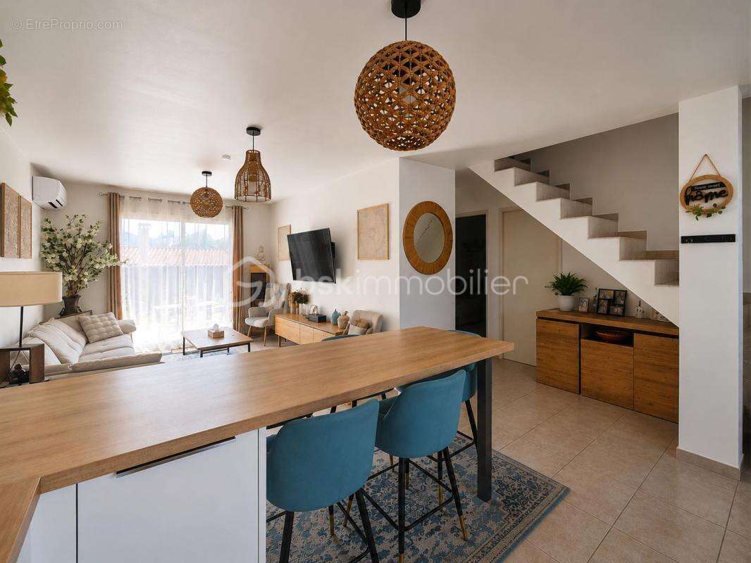 Maison 2 faces - 3 chambres - garage - terrain - photo 4