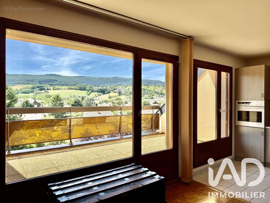 Appartement 76 m² à Rumilly  - photo 2