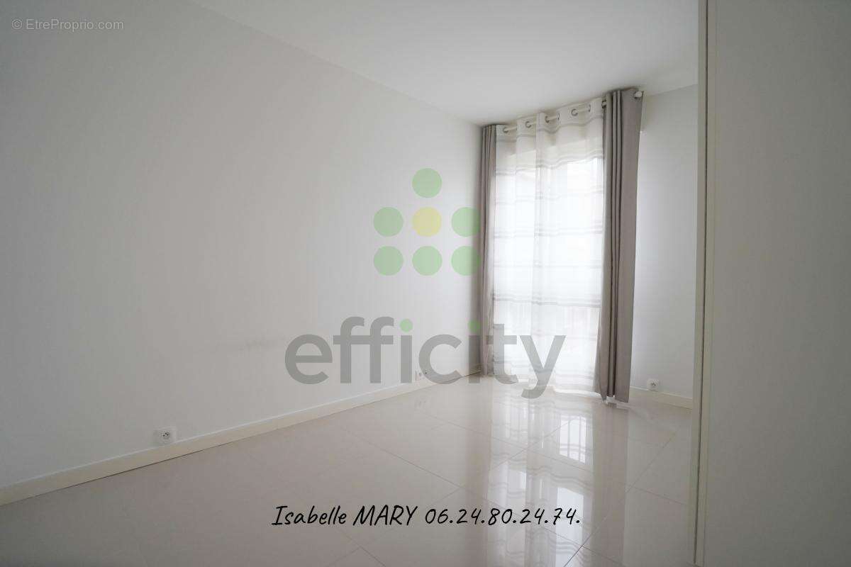 Appartement à LE CHESNAY