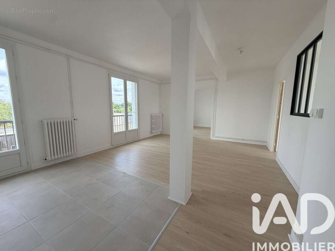Photo 2 - Appartement à SAINT-PIERRE-DES-CORPS