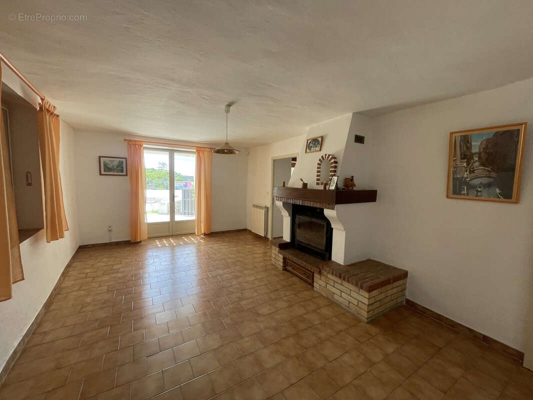 Maison à SAINT-HIPPOLYTE-DU-FORT