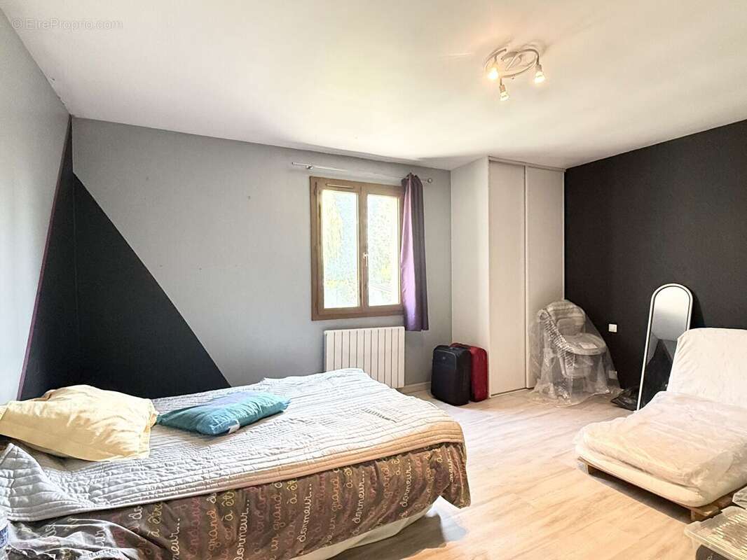 Songeons, familiale 6 chambres  (s) - photo 14