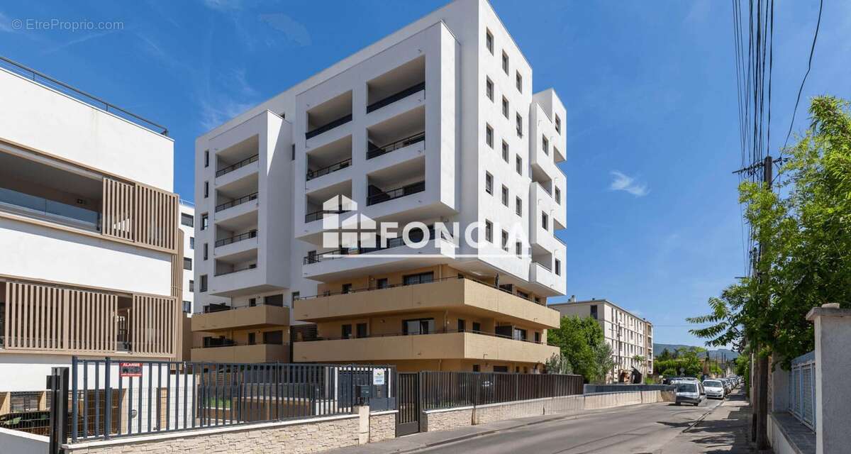 Appartement à MARSEILLE-12E