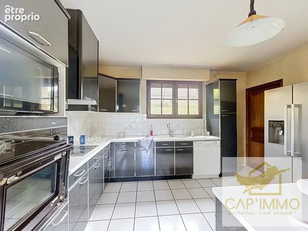 Maison 8 pièces 273 m² à vendre à Magny-En-Vexin (95420) - photo 3