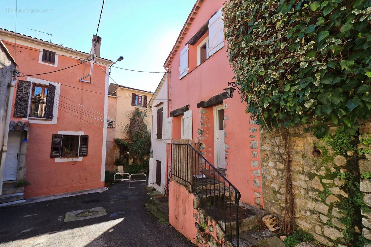 Maison à PEYMEINADE