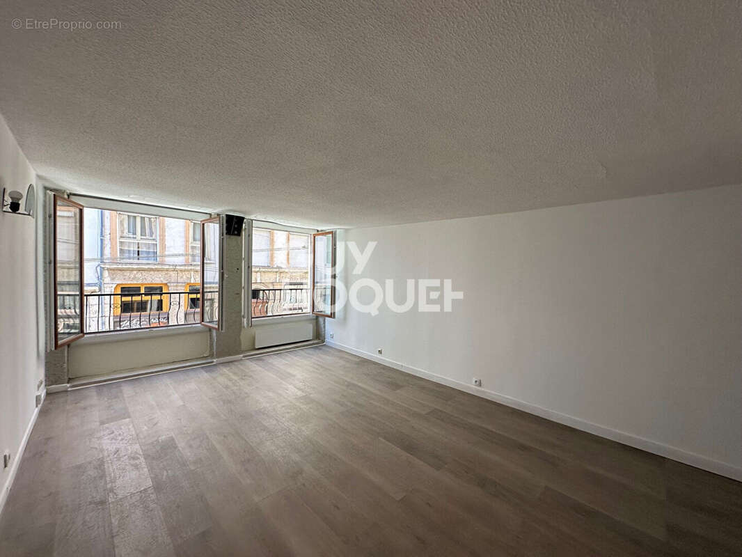 Appartement à LYON-1E