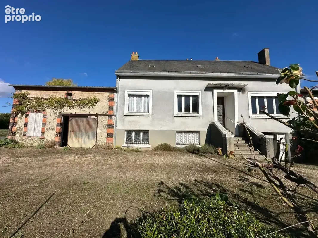 Ensemble immobilier centre bourg de Valanjou - photo 2