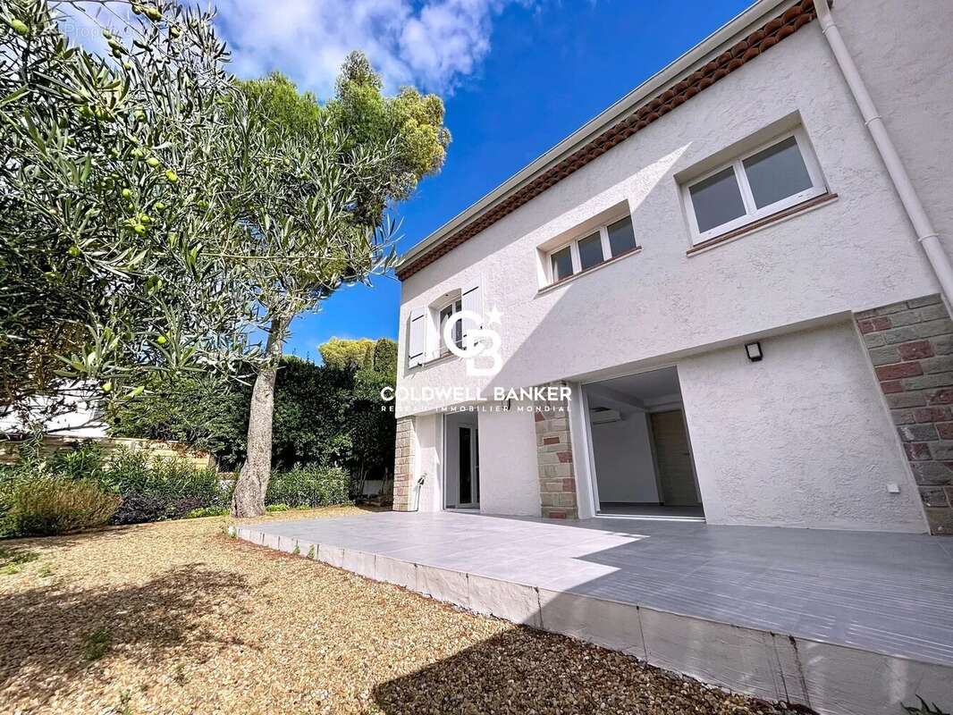 Appartement à SAINT-RAPHAEL