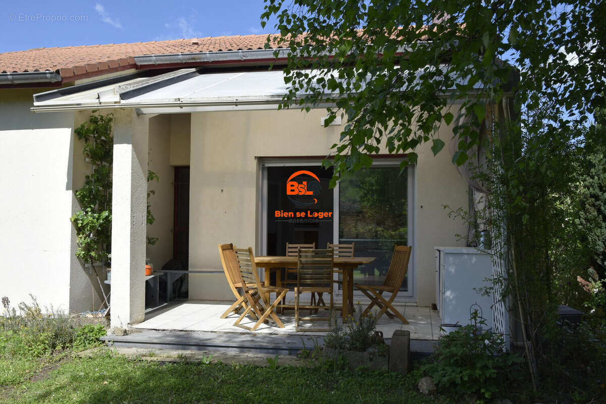 BSLE IMMO - AGENCE BSLE IMMOBILIER VEYRE MONTON - MAISON A VENDRE 5 CHAMBRES - LES MARTRES DE VEYRE - Maison à LES MARTRES-DE-VEYRE