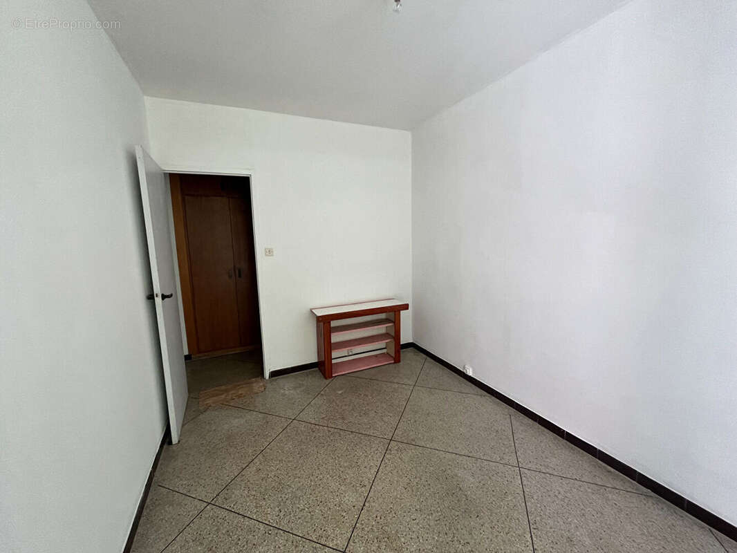 Appartement à MARSEILLE-15E