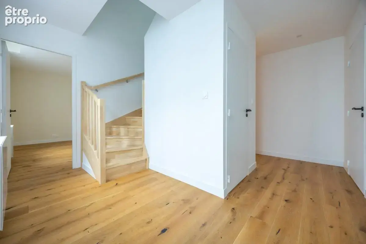 Maison T5  jardin et parking - photo 3