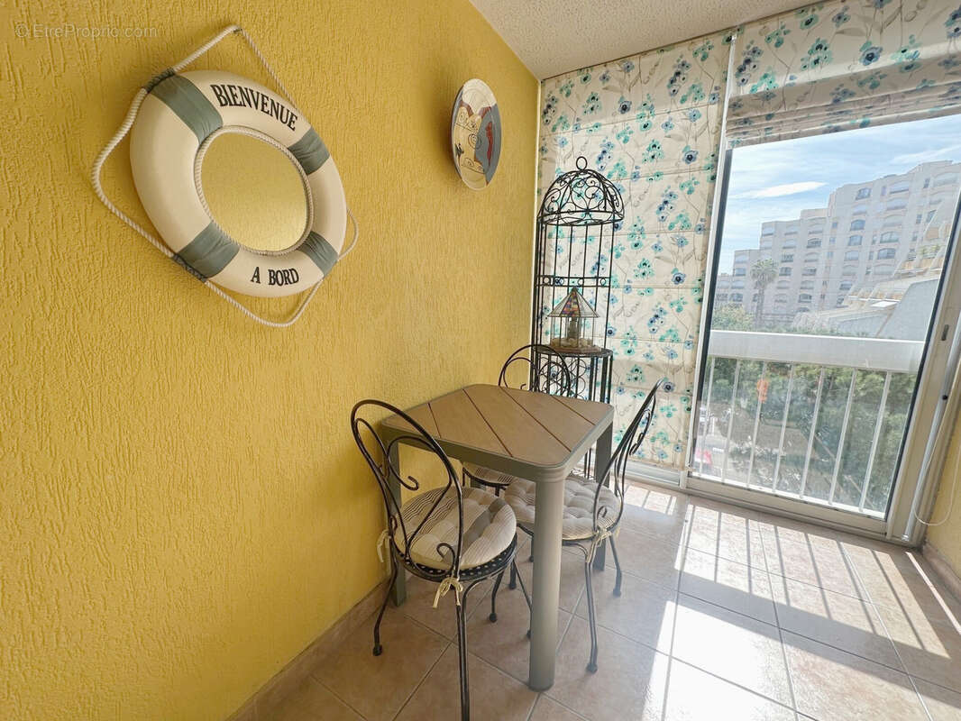 Appartement à CANDILLARGUES