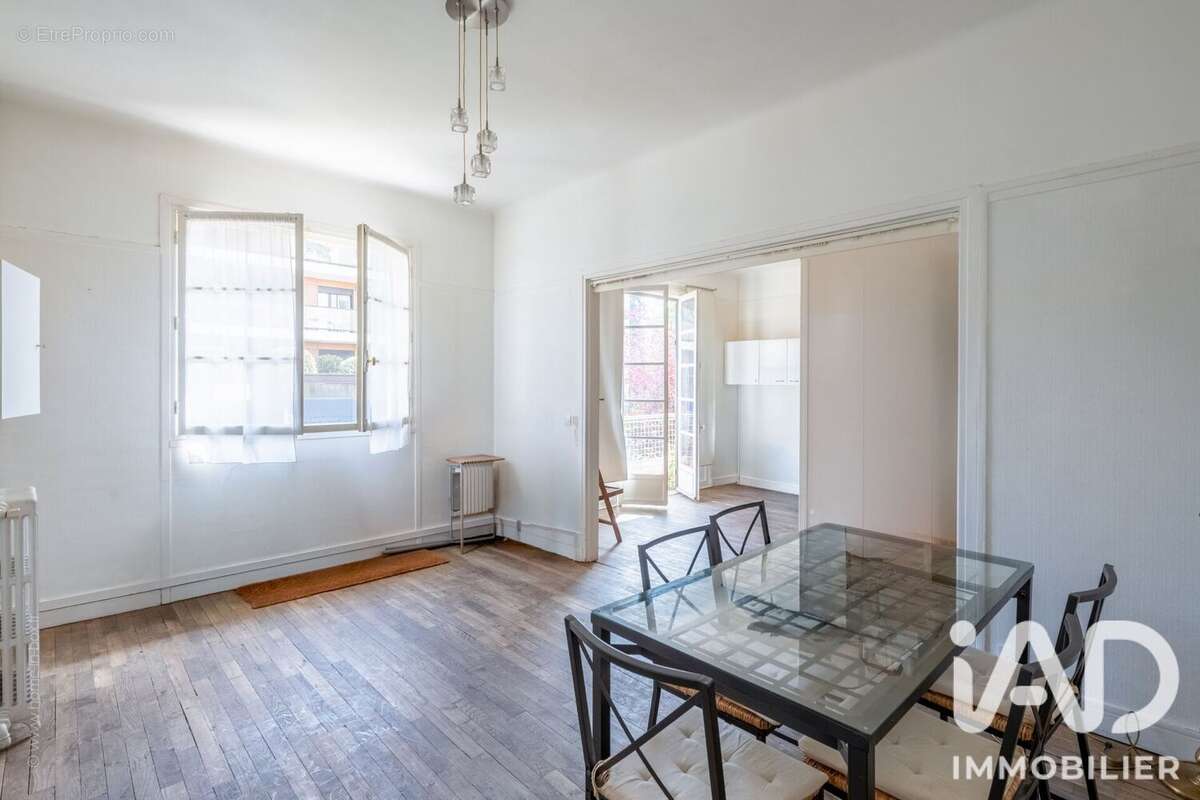 Appartement 54 m² à Saint-Cloud  - photo 4