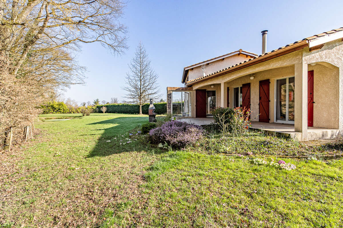 Maison à AMBERIEUX-EN-DOMBES
