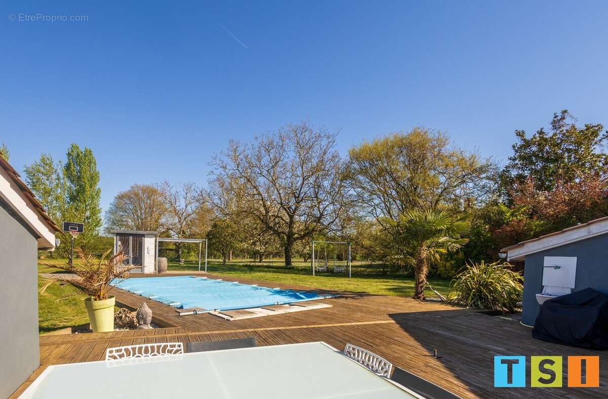 Maison à MARTRES-TOLOSANE